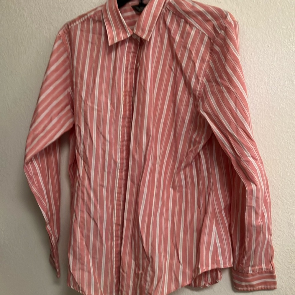 FINAL MARKDOWN Van Heusen ladies blouse large